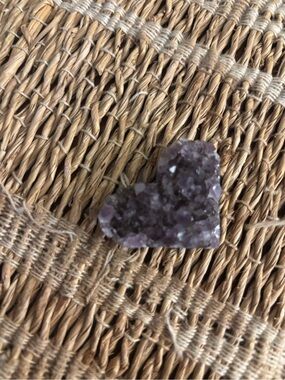 Heart-Shaped Amethyst Crystal Brooch - Purple Sparkle